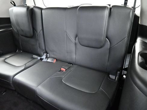 Used 2023 Nissan Armada SL w/ Captain's Chairs Package RWD image 21