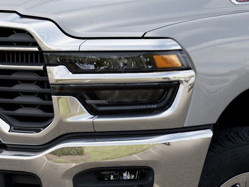 New 2026 RAM 2500 Tradesman AWD/4WD image 26