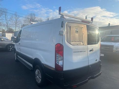 Used 2016 Ford Transit 250 130 Low Roof w/ Exterior Upgrade Package RWD image 4