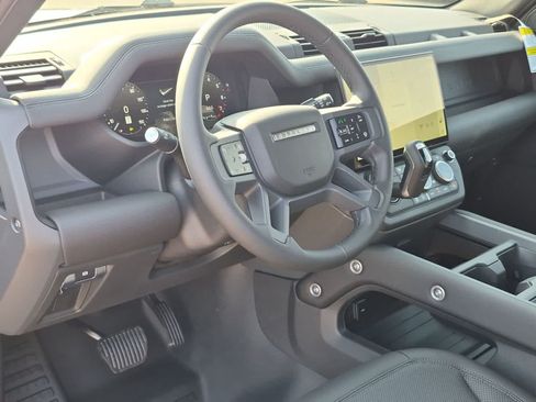 New 2026 Land Rover Defender 110 X-Dynamic SE AWD/4WD image 2