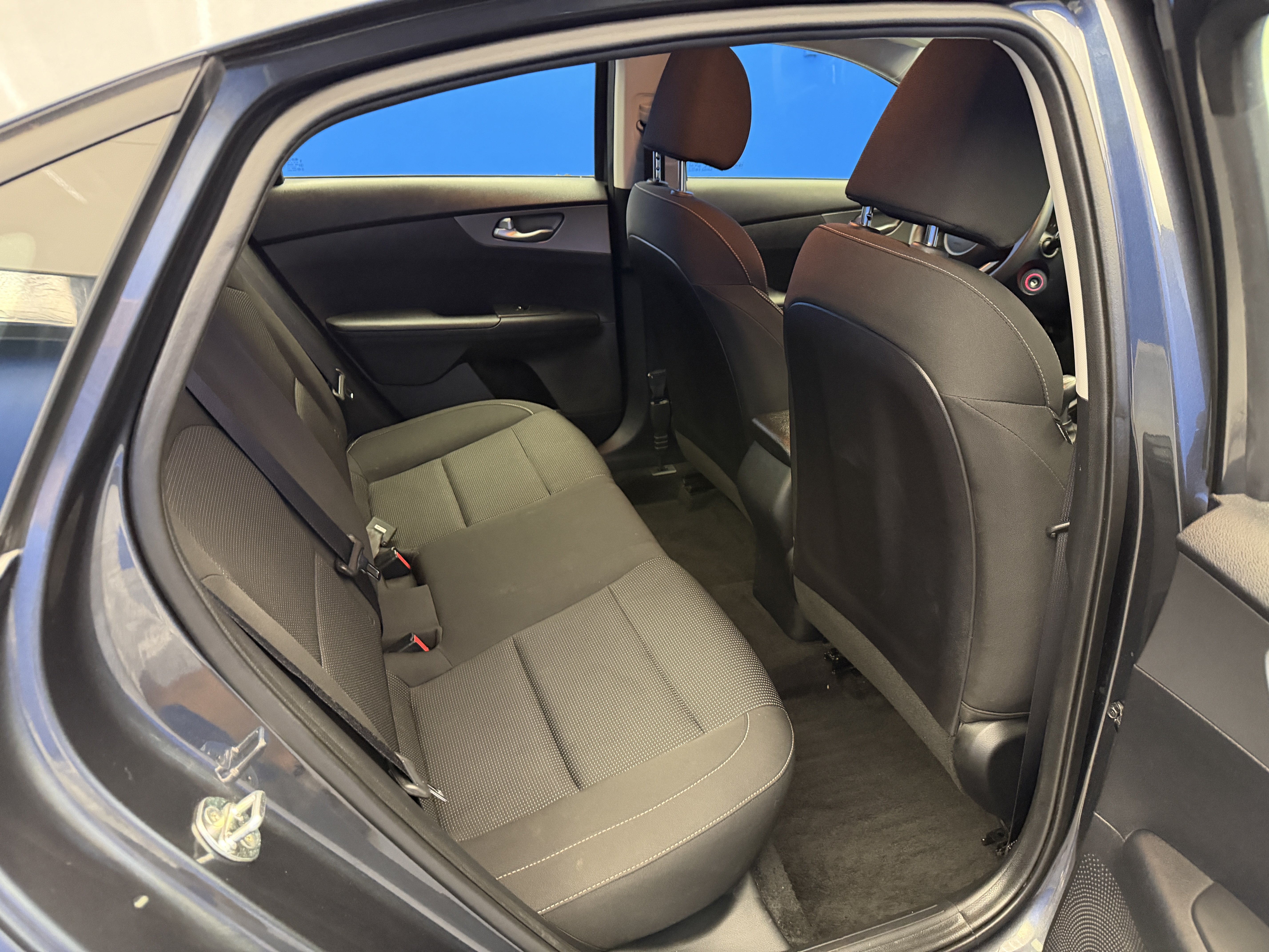 Used 2020 Kia Forte Sedan FWD image 23