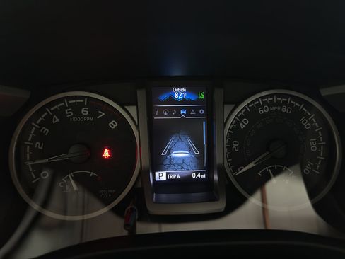 Used 2023 Toyota Tacoma Limited image 18