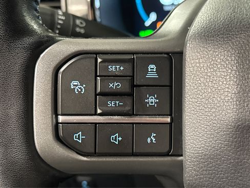 Used 2021 Ford F150 Lariat w/ Equipment Group 502A High image 26