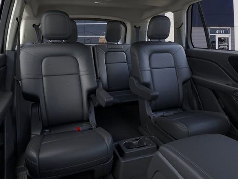 New 2026 Lincoln Aviator AWD image 11