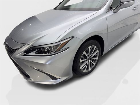 Used 2024 Lexus ES 350 image 18