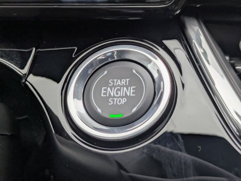 New 2026 Chevrolet Trax RS w/ Driver Confidence Package image 21