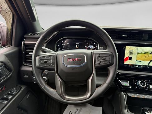 Used 2025 GMC Sierra 1500 AT4 w/ AT4 Preferred Package AWD/4WD image 15