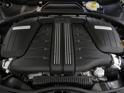 Used 2017 Bentley Continental GT Speed image 12