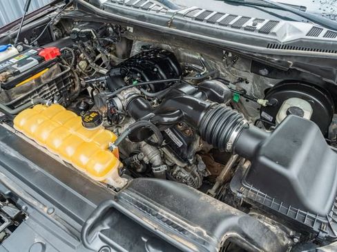 Used 2015 Ford F150 XLT w/ Equipment Group 302A Luxury image 15