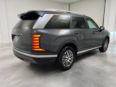 Used 2026 Hyundai Palisade SEL FWD image 9