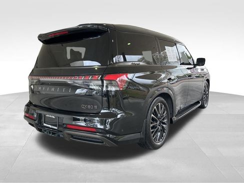 Used 2025 INFINITI QX80 Autograph w/ Premium Cargo Package AWD/4WD image 3