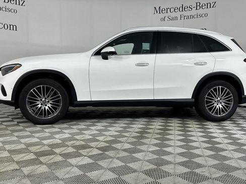 Certified 2026 Mercedes-Benz GLC 300 image 8