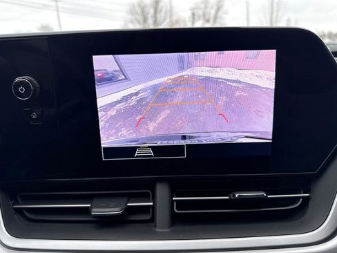 Used 2024 Chevrolet Trax LS image 19
