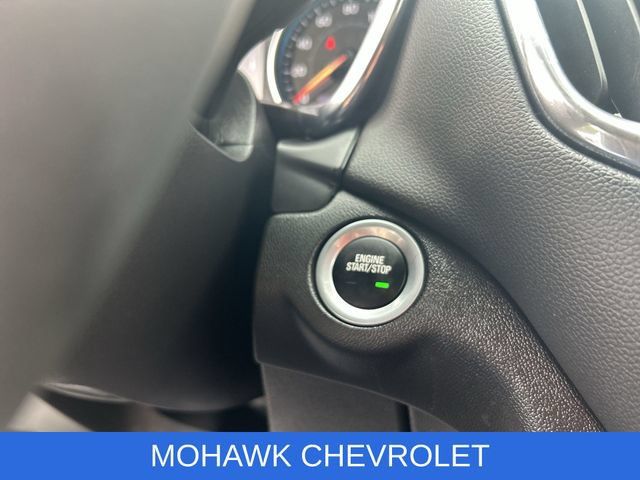 Used 2023 Chevrolet Equinox LT AWD/4WD image 16