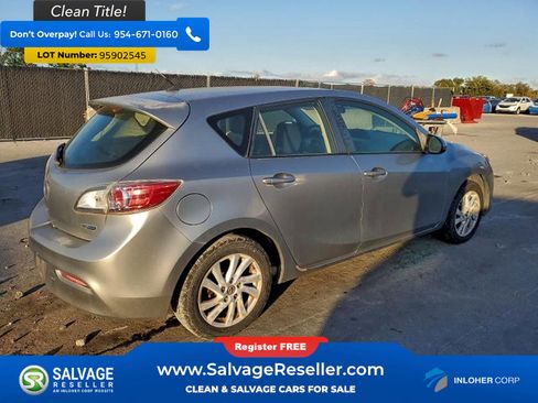 Used 2013 MAZDA MAZDA3 i Touring w/ Preferred Equipment Pkg image 4