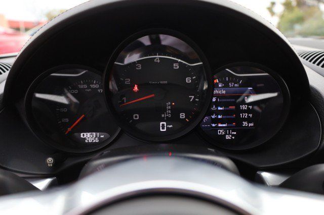 Used 2018 Porsche 718 Cayman RWD image 28