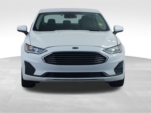 Used 2020 Ford Fusion SE FWD image 7