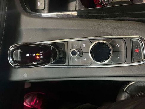 Used 2024 Cadillac Escalade Sport AWD/4WD image 19
