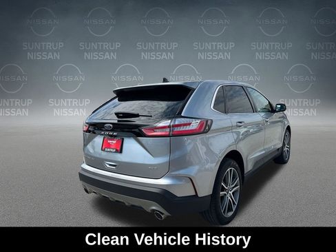 Used 2023 Ford Edge Titanium AWD/4WD image 6