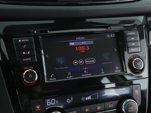 Used 2019 Nissan Rogue Sport SV w/ All-Weather Package AWD/4WD image 11