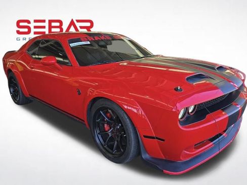 Used 2022 Dodge Challenger SRT Hellcat RWD image 2