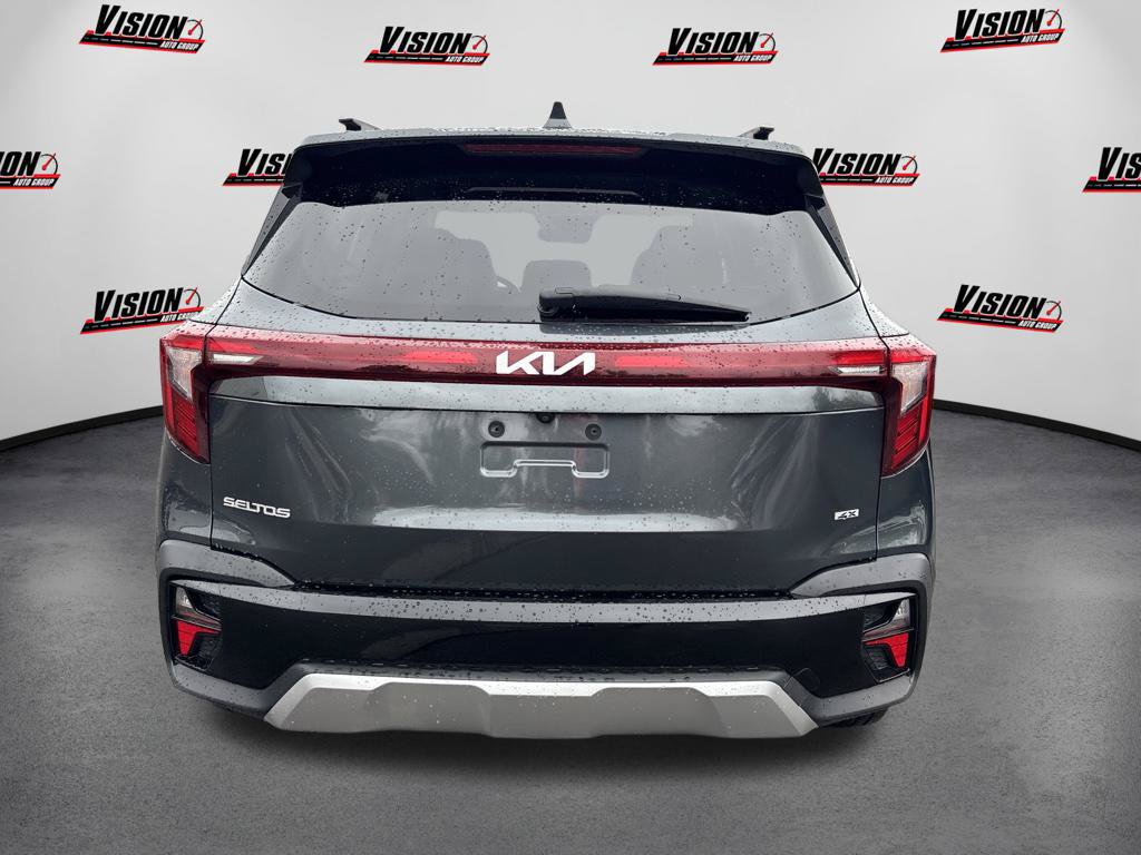 Used 2024 Kia Seltos S AWD/4WD image 6