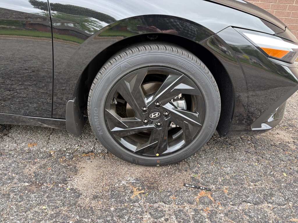 New 2026 Hyundai Elantra Sport FWD image 9