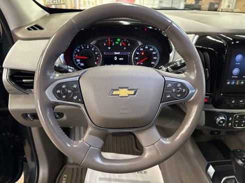 Used 2020 Chevrolet Traverse LT w/ Driver Confidence II Package AWD/4WD image 12