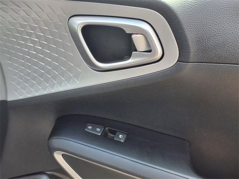 Used 2023 Kia Soul LX w/ Option Group 015 image 92