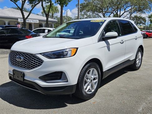 Used 2024 Ford Edge SEL image 1