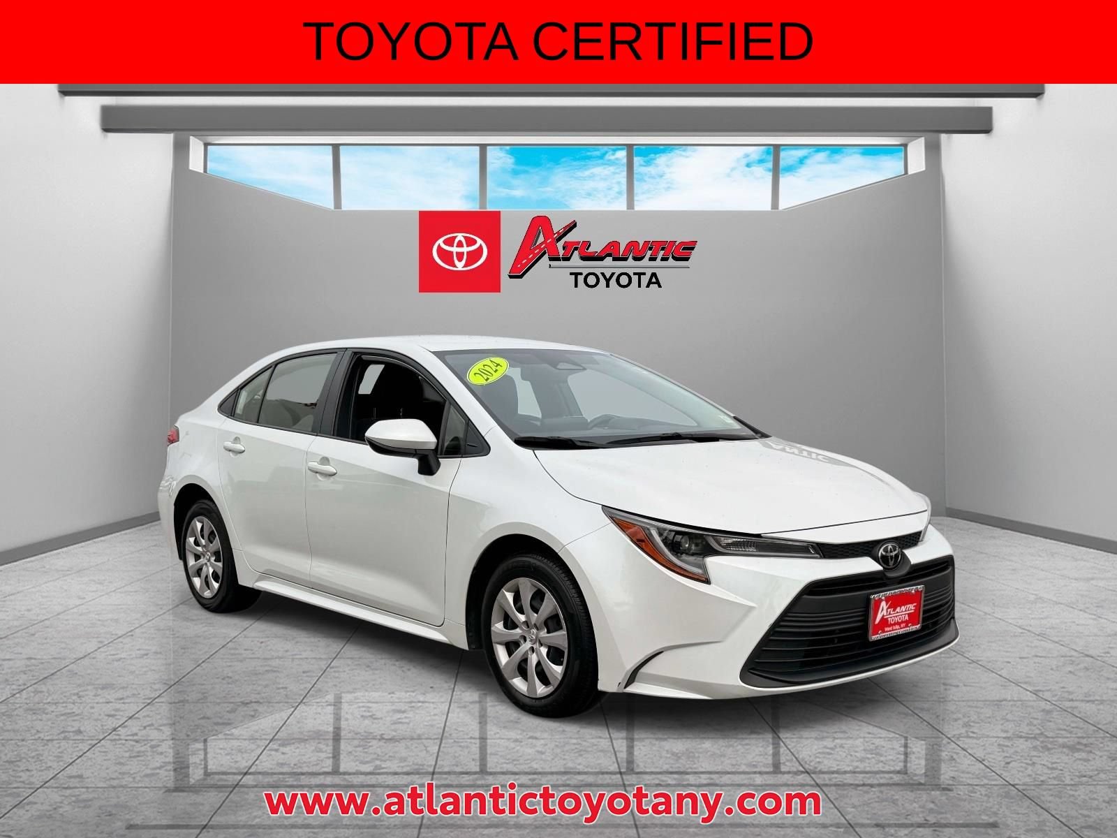 Certified 2024 Toyota Corolla LE FWD image 1