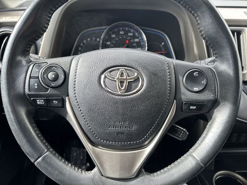 Used 2014 Toyota RAV4 Limited AWD/4WD image 10