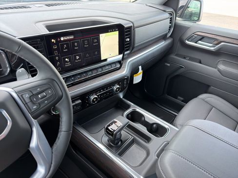 New 2025 GMC Sierra 1500 SLT w/ SLT Premium Plus Package AWD/4WD image 25
