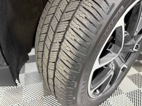 Used 2022 Chevrolet Tahoe RST w/ Luxury Package image 38