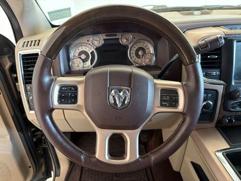 Used 2014 RAM 2500 Longhorn w/ Convenience Group AWD/4WD image 11