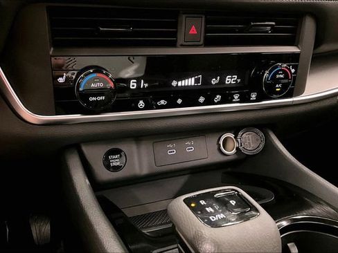 New 2026 Nissan Rogue SV FWD image 28