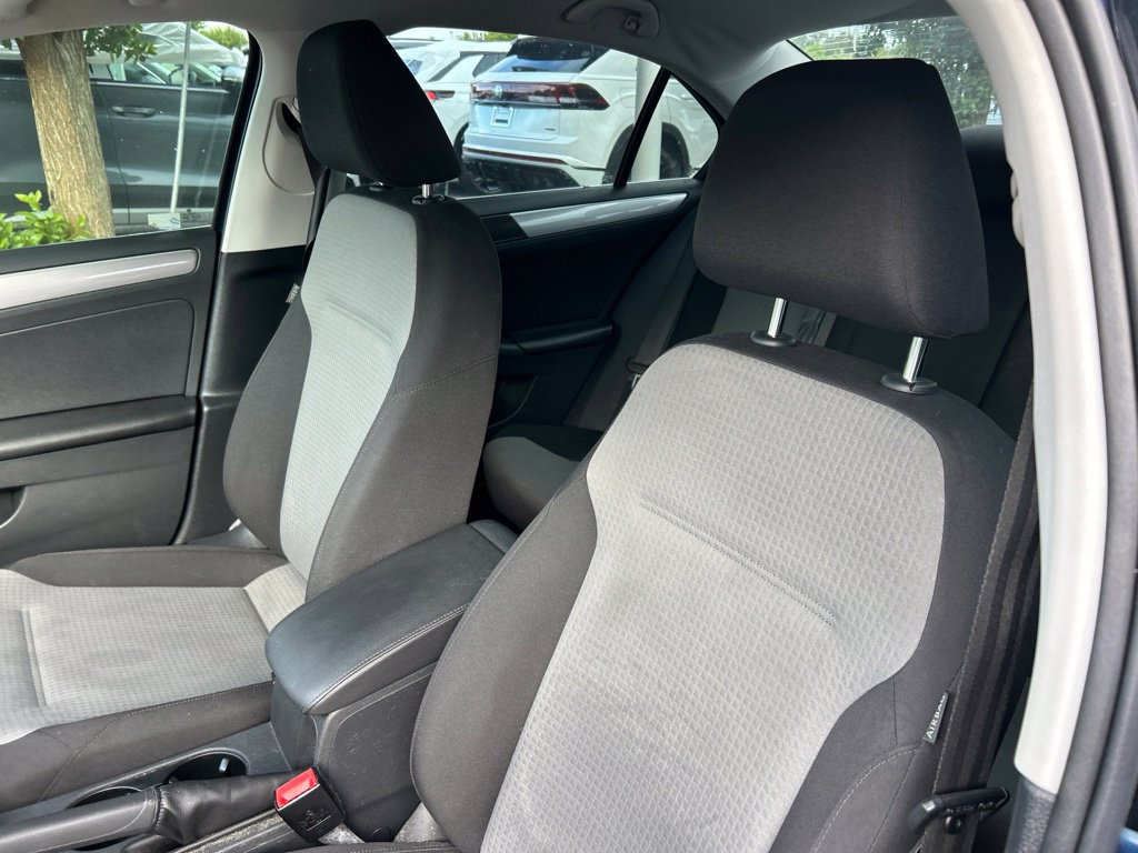 Used 2017 Volkswagen Jetta S FWD image 19