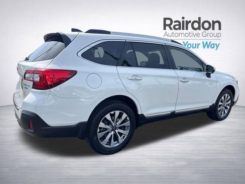 Used 2019 Subaru Outback 3.6R Touring AWD/4WD image 7