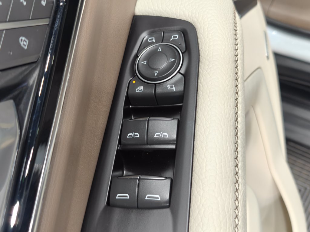 Used 2026 GMC Yukon Denali w/ Advanced Technology Package AWD/4WD image 91