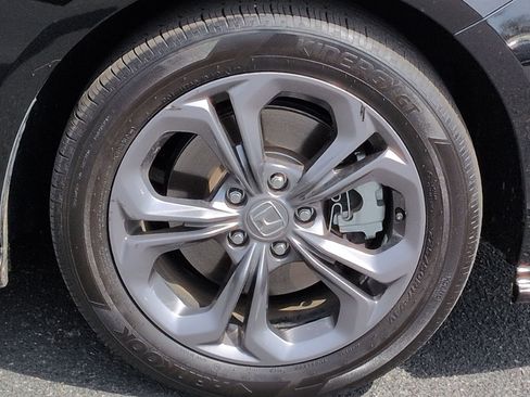 Used 2024 Honda Accord EX-L image 12