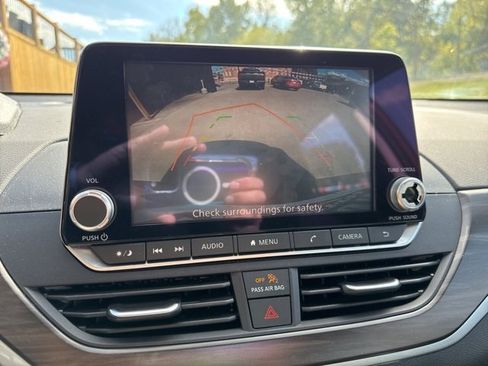 Used 2024 Nissan Altima 2.5 SV image 26