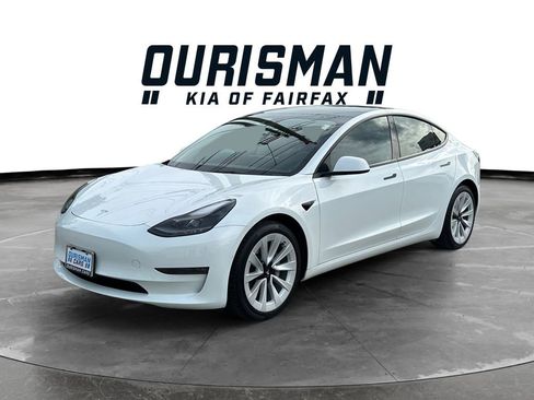 Used 2022 Tesla Model 3 Long Range AWD/4WD image 2