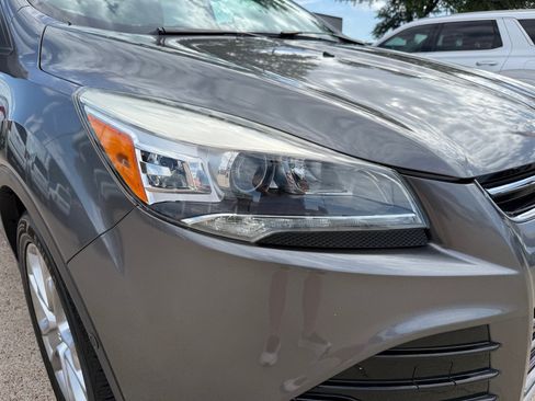 Used 2014 Ford Escape Titanium w/ Equipment Group 401A FWD image 12