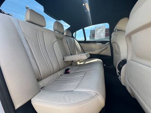 Used 2017 BMW 530i RWD image 25
