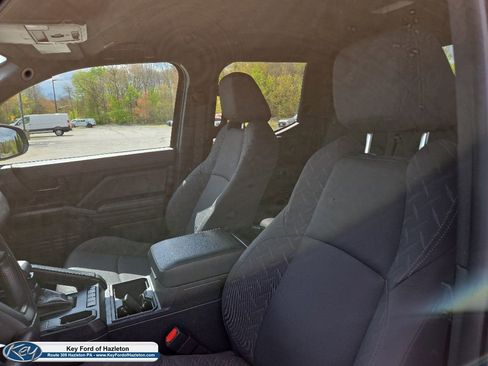 Used 2024 Toyota Tacoma SR RWD image 32
