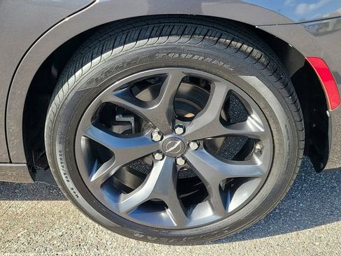 Used 2023 Chrysler 300 S RWD image 6