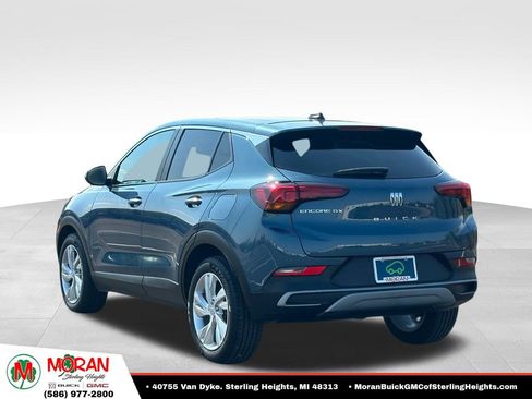 Certified 2024 Buick Encore GX Preferred FWD image 3