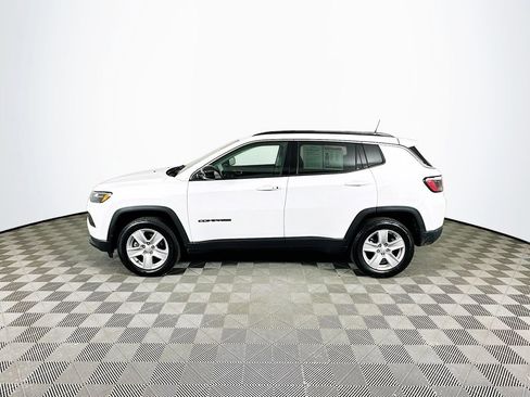 Certified 2022 Jeep Compass Latitude w/ Sun and Sound Group image 7