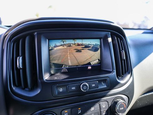 Used 2021 Chevrolet Colorado W/T w/ Custom Special Edition image 13