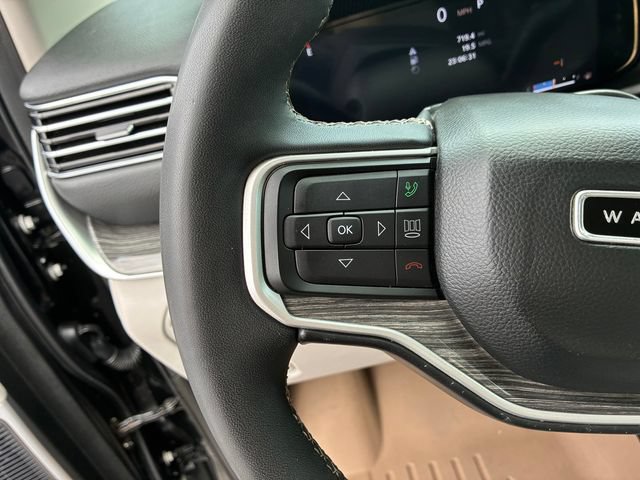 Used 2022 Jeep Wagoneer Series III AWD/4WD image 54